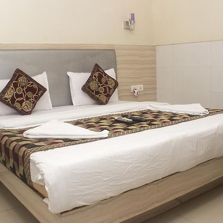 Hotel Kf Residency Mumbai Exterior foto